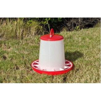 Chicken Feeder (2.5kg capacity) Chicken Feeder